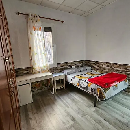 Habitacion Doble Con Bano Privado L'Hospitalet de Llobregat Exterior photo